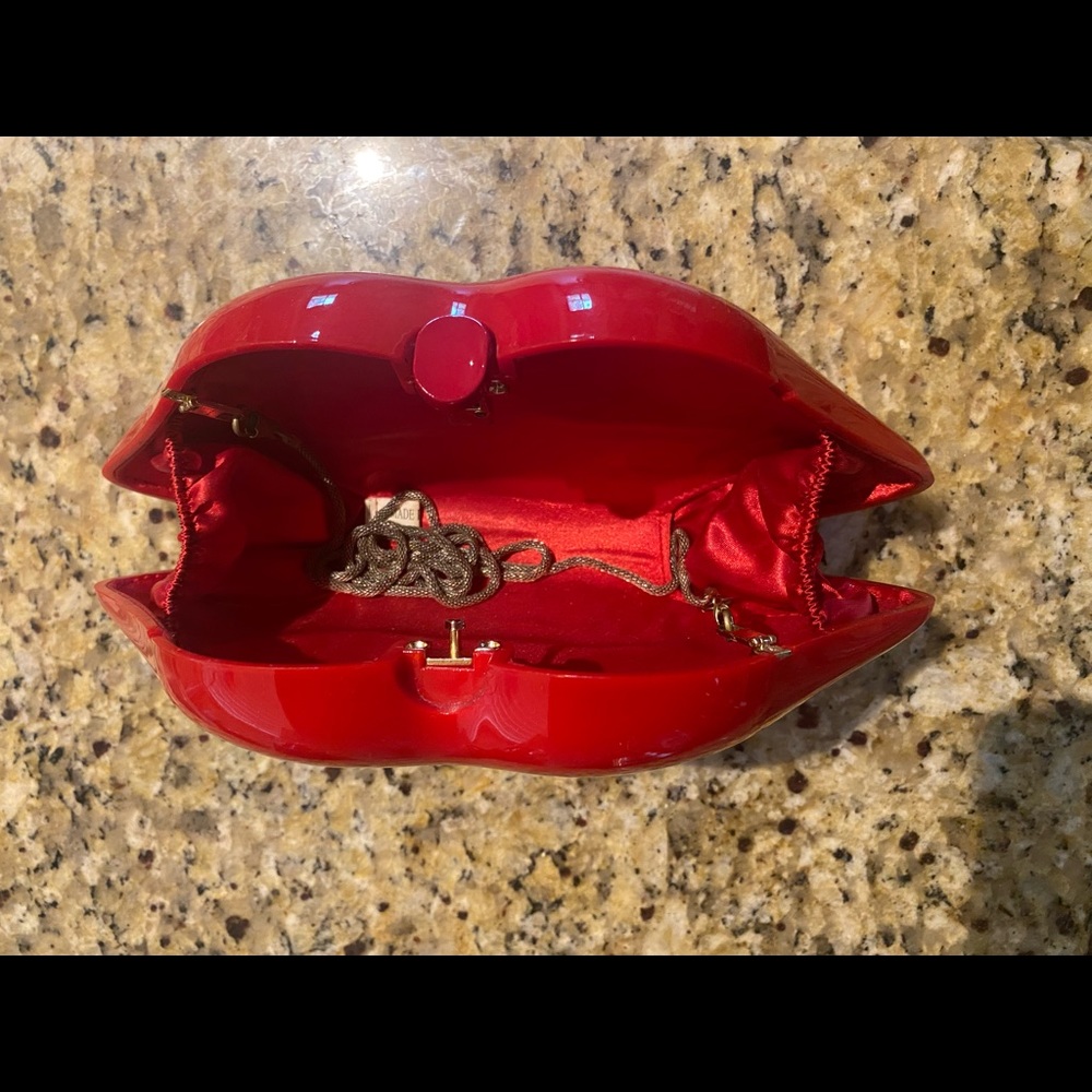 Kiss Lips Clutch View 2